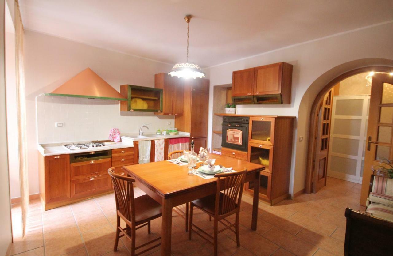 B&B Cortile Aurora Bronte Exterior foto