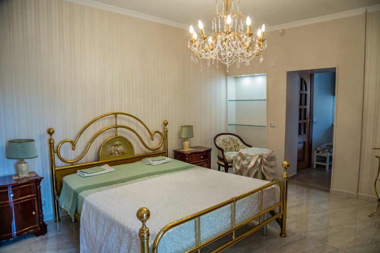 B&B Cortile Aurora Bronte Exterior foto