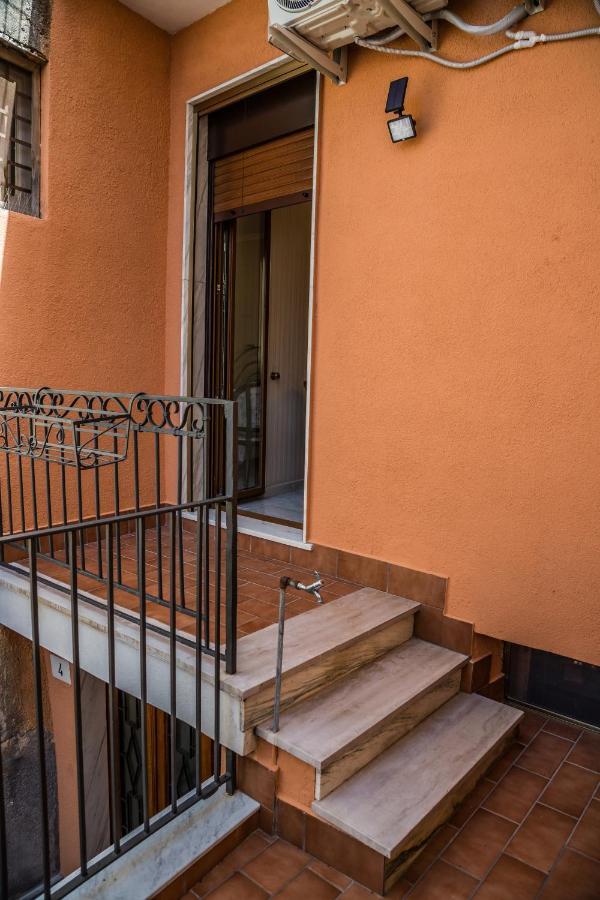 B&B Cortile Aurora Bronte Exterior foto